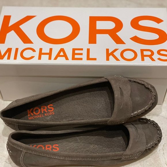 Vintage Michael Kors Suede Loafers - Picture 4 of 5